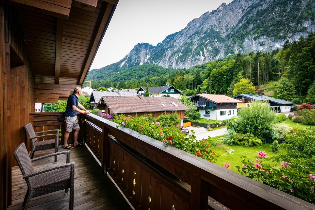 Pension Bergfried Grödig Екстериор снимка